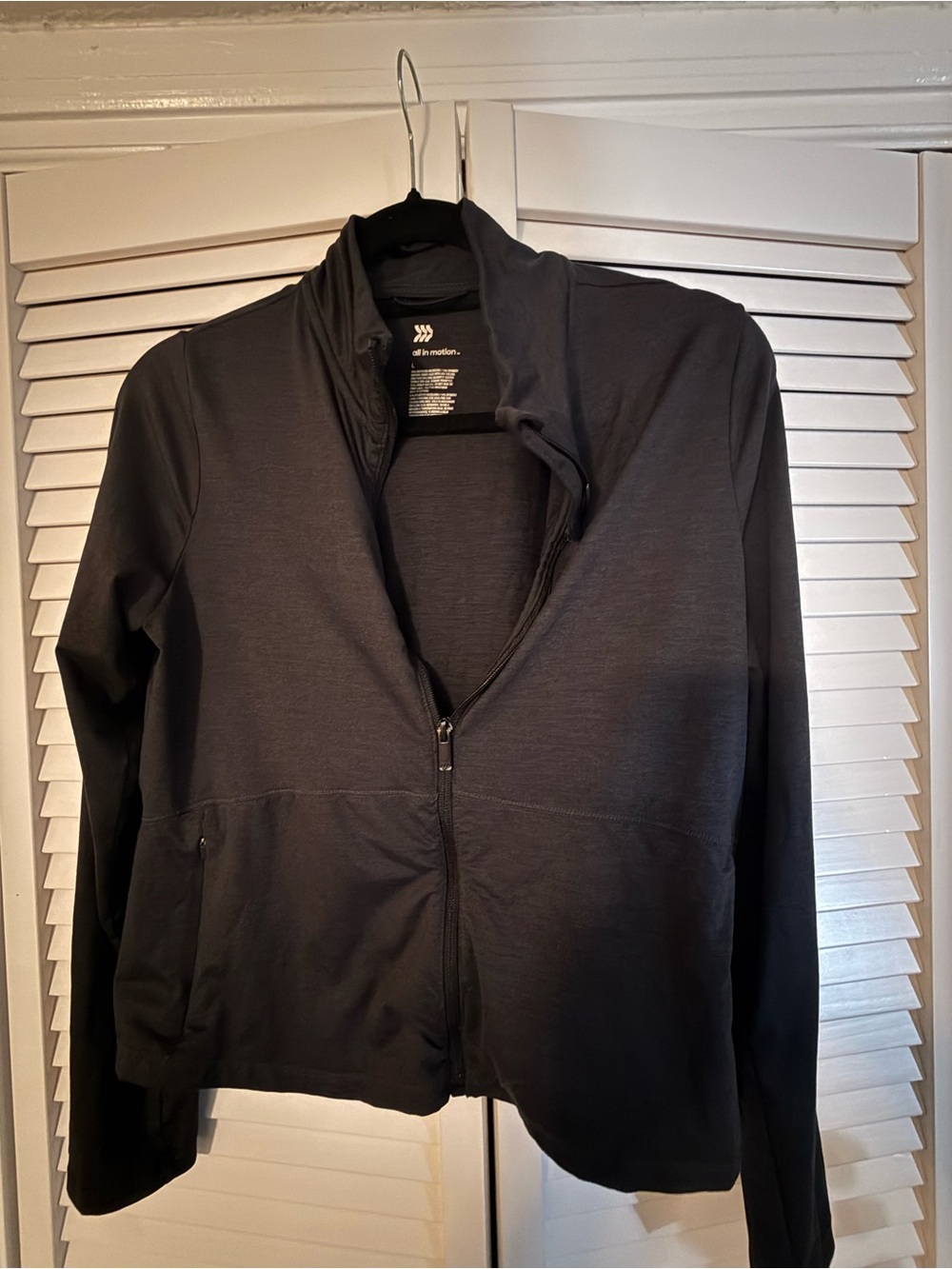all in motion Black Cropped-Style Zip Jacket